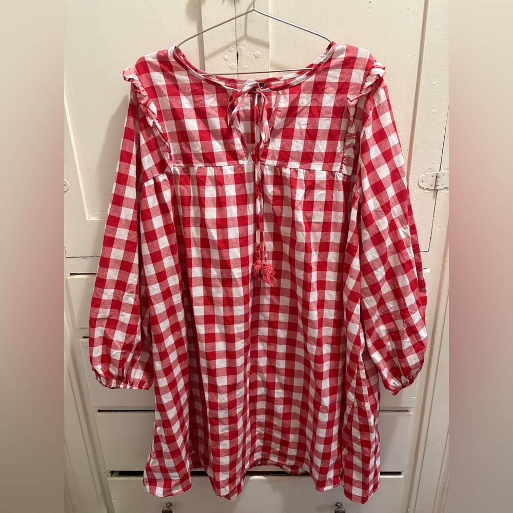 NWOT SHEIN Curve 4XL Red and White Gingham Long Sleeve Dress w/ Tassel Tie